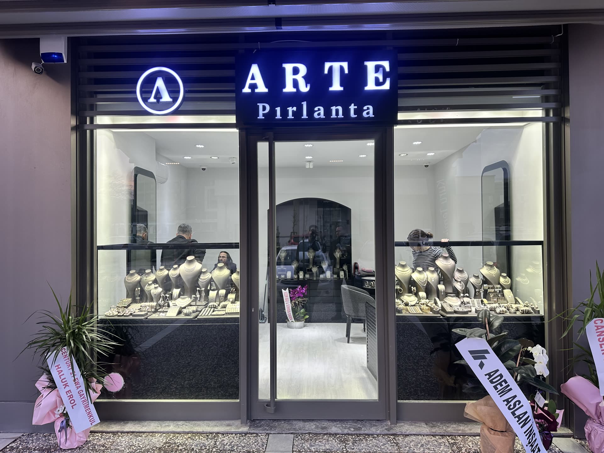 Arte Pırlanta mağazası